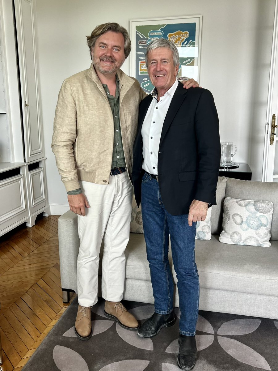 Great to discuss EU market opportunities and challenges with NZ businesses in France (<a href="/fphcare/">Fisher & Paykel Healthcare</a>;  <a href="/ZespriCorporate/">Zespri International</a>; <a href="/Fonterra/">Fonterra</a>; <a href="/ANZAotearoa/">ANZ Aotearoa</a>; <a href="/Pernod_Ricard/">Pernod Ricard</a>; <a href="/roddandgunn/">Rodd & Gunn</a>; <a href="/JakobMFarlane/">Jakob+MacFarlane</a>) - important insights to share back home.