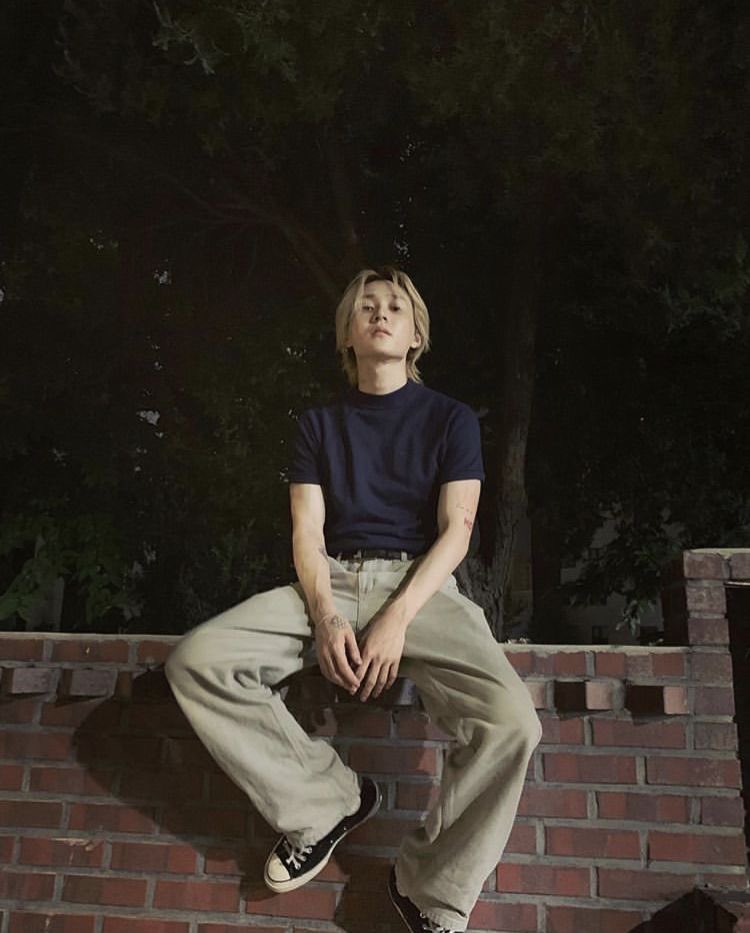 hottest bitch alive.      //      her golden retriever boyfriend.