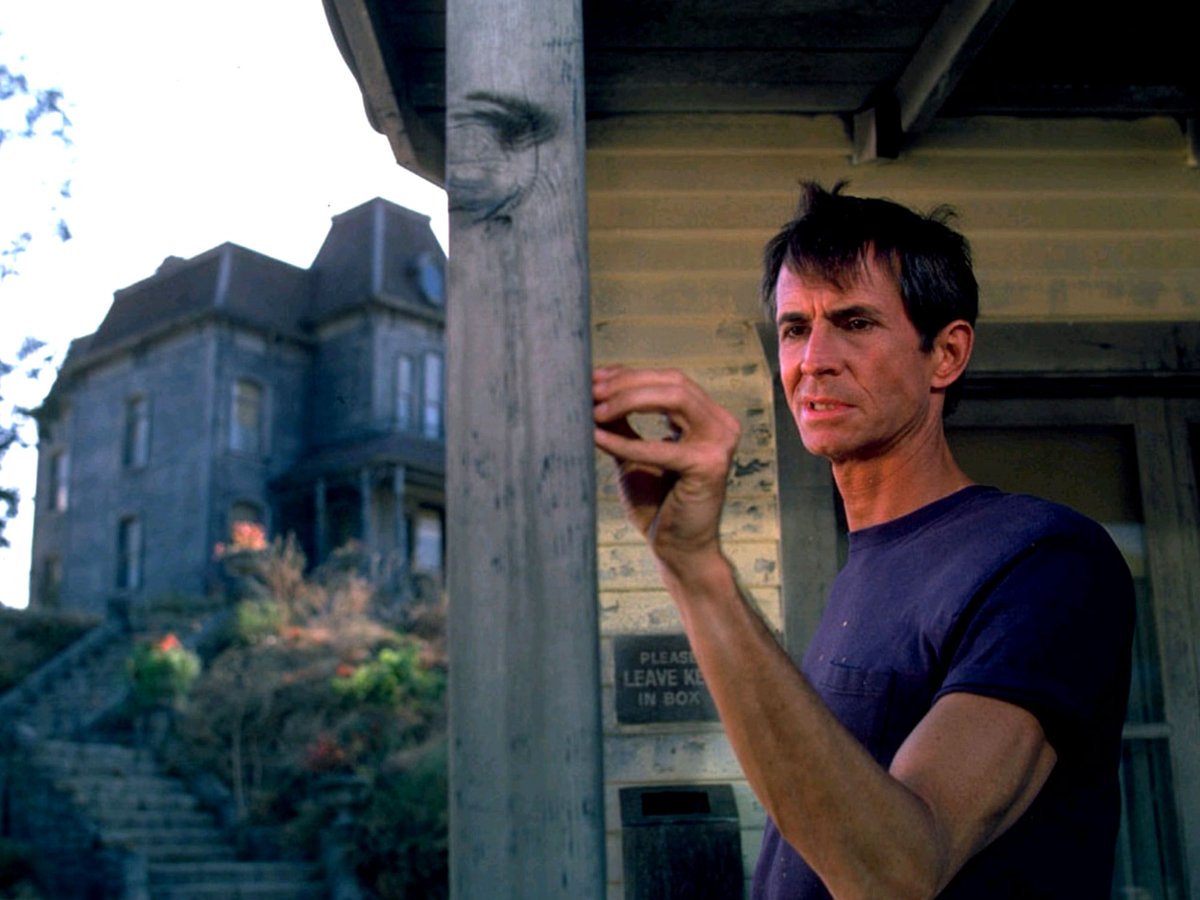 SemetraRhodes's tweet image. Random Horror

#NowWatching PSYCHO II (1983) 
[title randomly generated by the keyword: Dementia]

#RandomHorror #FridayFrights #RandomHorrorMovie