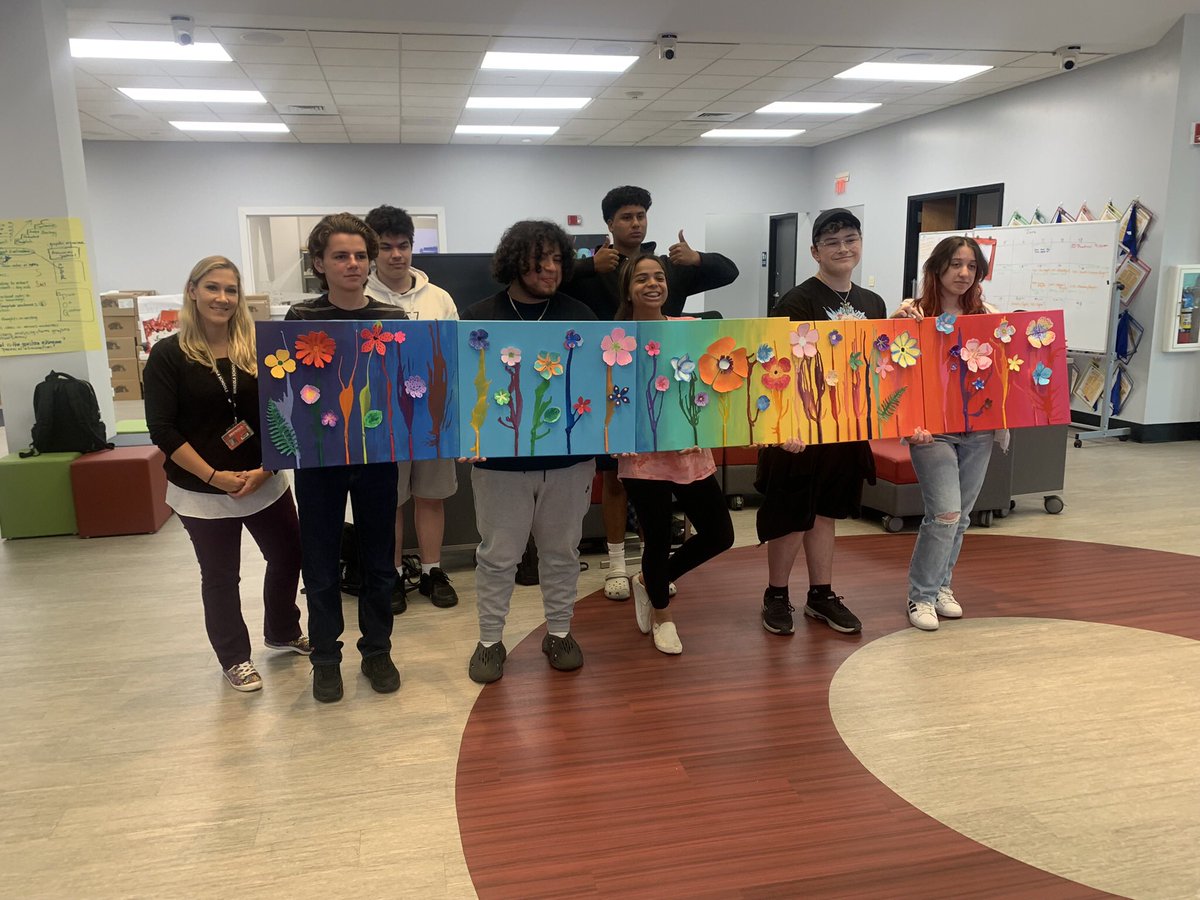 Christina Lingley (@jacnmacsmom) on Twitter photo #Synergy proud of the students, teachers and administrators who created such beautiful paintings. <a href="/MMSartonelli/">Andrea Antonelli</a> <a href="/GarryDesire/">Garry Desire</a> #Synergy proud of the students, teachers and administrators who created such beautiful paintings. <a href="/MMSartonelli/">Andrea Antonelli</a> <a href="/GarryDesire/">Garry Desire</a>