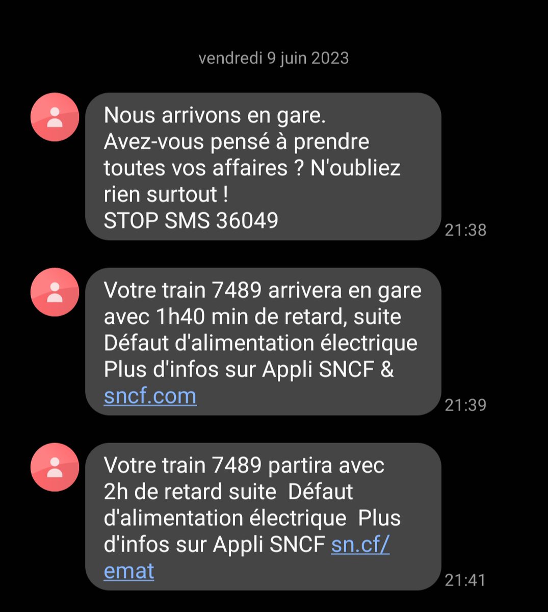 GindLea's tweet photo. Je le prends mal 😁
Pensée : les JO 2024 avec les hordes de touristes en gare, courage à la SNCF 🙏 https://t.co/Kv34stYEc4