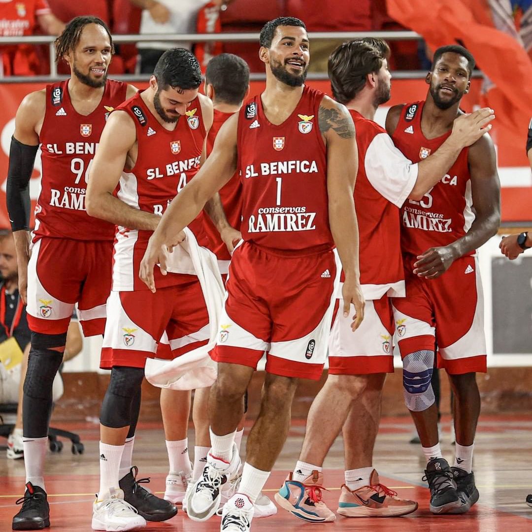 Benfica venceu o Jogo 3 frente ao Sporting por 44 PONTOS DE DIFERENÇA (101-57) e está a uma vitória de ser campeão 🔥