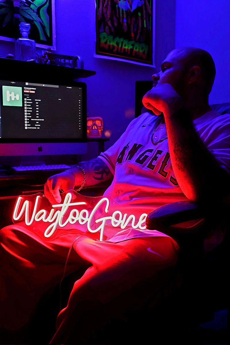 Way2gone702's tweet photo. Most of y'all folded not devoted &amp; I ain't gave up 💪thats why we way UP🔝 #ChampionshipSeason #Way2 https://t.co/xlwjsCfitw