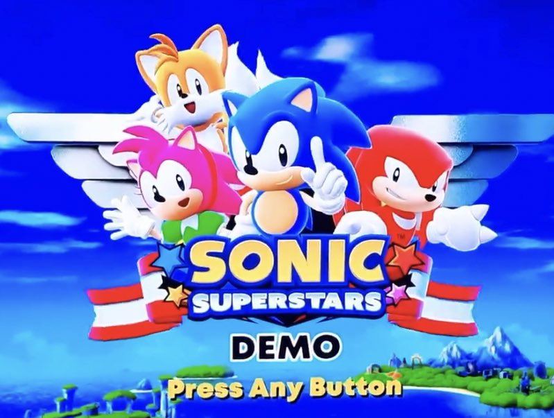 UltimaShadowX's tweet photo. “The empty space next to Tails has to mean another playable character, right?”

Me, who has been down this road before: https://t.co/4m66dGqulk