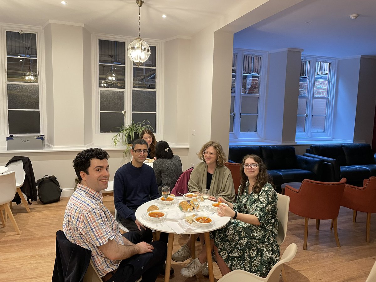 JesuitYAM's tweet photo. Finally @JesuitYAM made it into the brand new Cana space at the @londonjesuit Centre in Mayfair. Damian Howard presented 'Islam and Christianity' as part of its regular @JesuitYAM MAGIS-metro series. 

MAGIS-metro is for young adults, 18-35. Every Thursday from 6:30pm to 8:45pm https://t.co/Lhiib2l0Ws