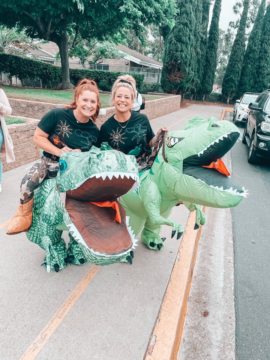 Everything is D I N O M I T E! 🦕🦖
#dinoday #youbelongcv