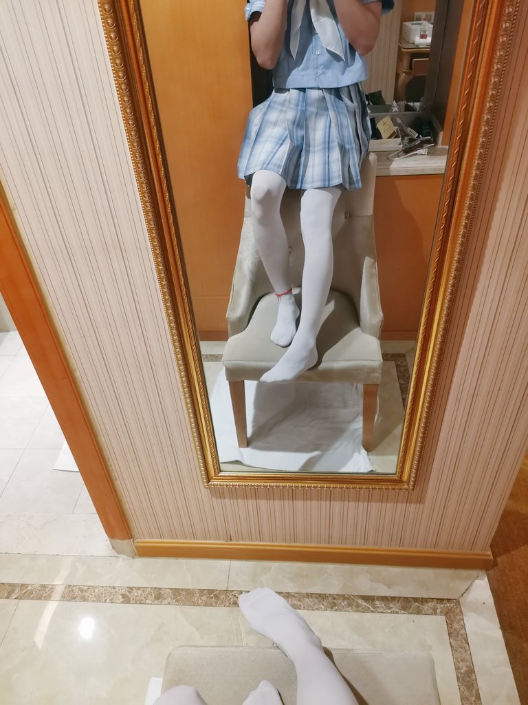 mutousatan's tweet photo. 好久没拍小裙子了 https://t.co/mxWIy3stKh
