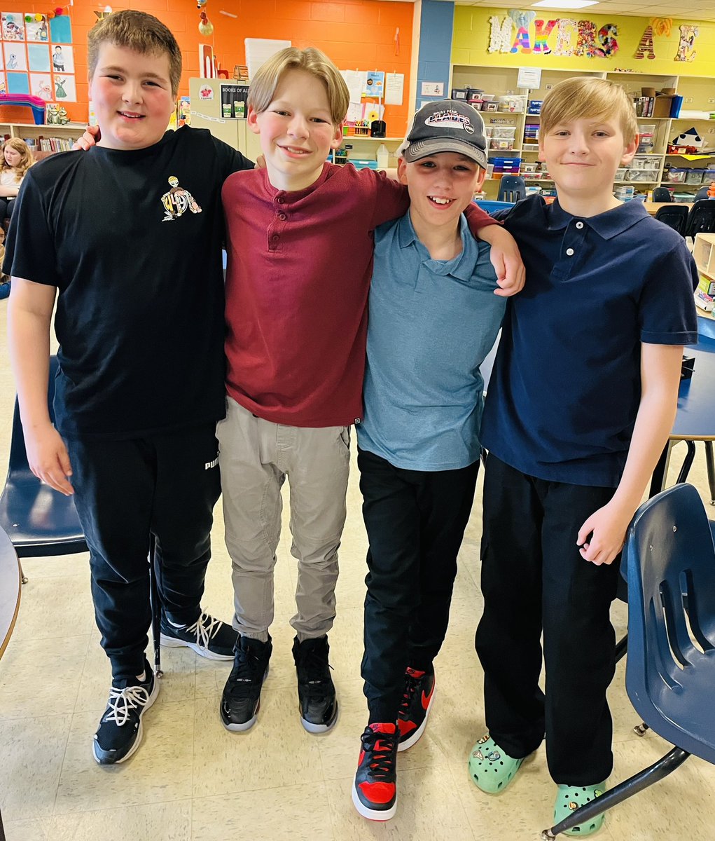 Melissa Connors tweet media