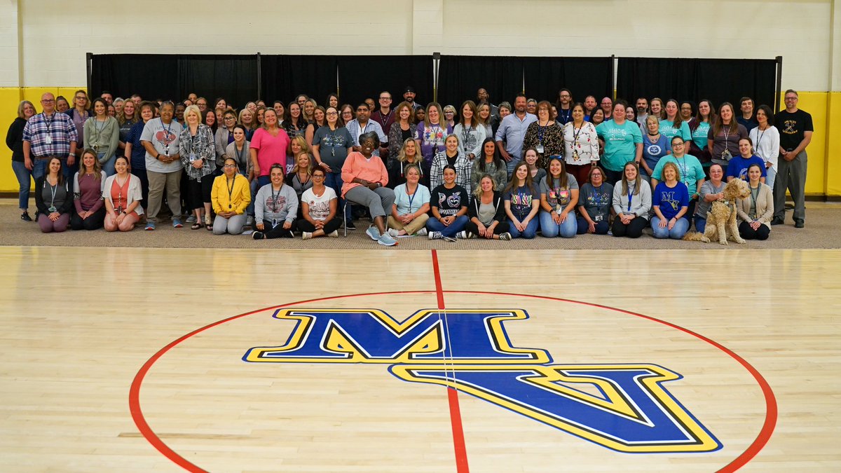 Mon Valley School Staff 2022-2023 💙💛 #WeAreMonValley @AlleghenyIU3 <a href="/AIU_SpecEdDiv/">AIU_SpecEdDiv</a> <a href="/AIUMonValley/">AIU Mon Valley</a>