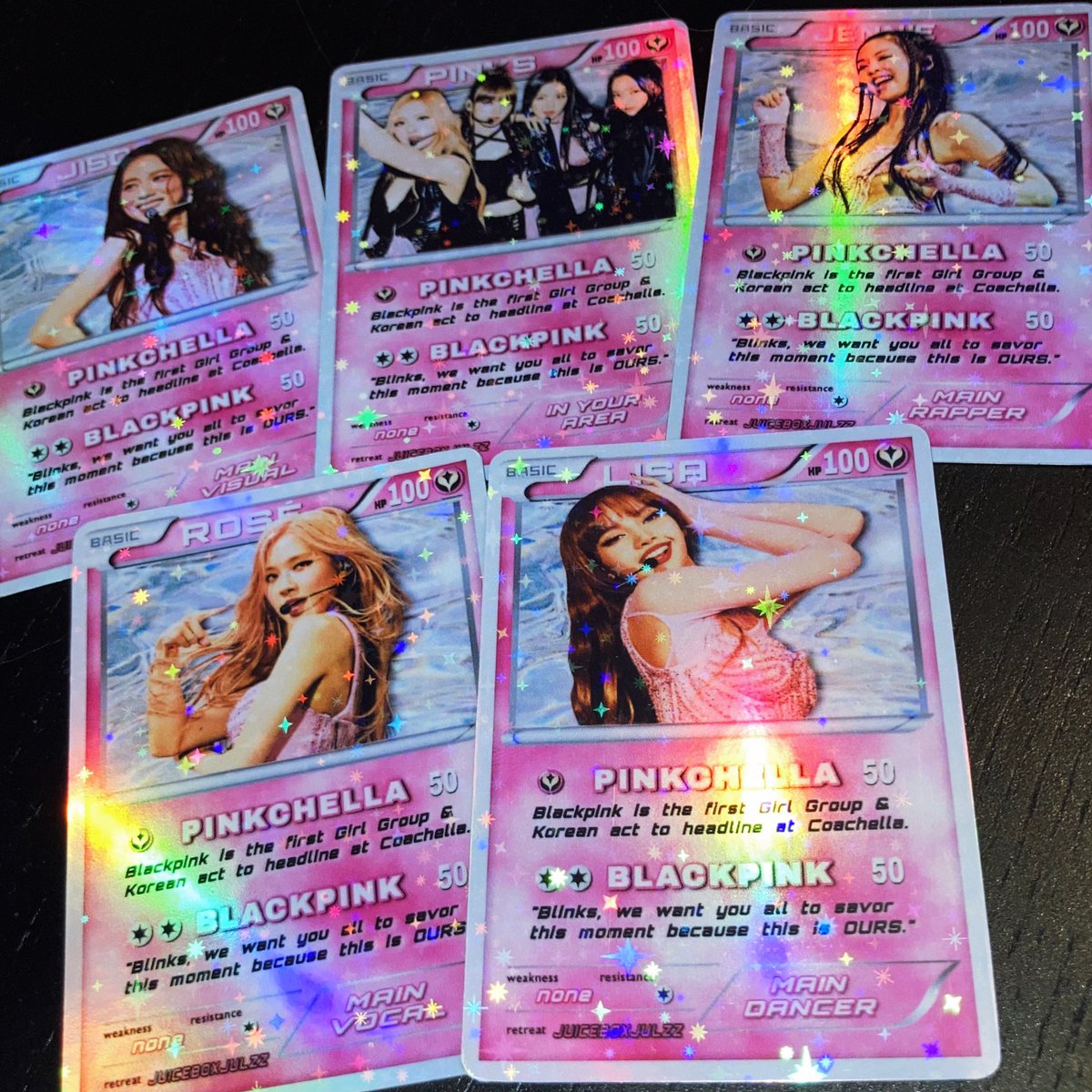 also added my pinkchella set to my extra cards stack that will be given out at random once the Twice Tour ones are gone 🫡