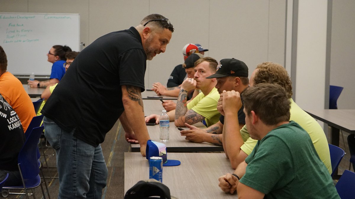 MidAmCarpenters's tweet image. Cub Club meetings keep on rolling! #Local13 in Chicago and our Kansas City area locals #Local315 #Local1127 #Local1529 held their inaugural meetings last week. We had a packed house of apprentices in the meeting halls to learn more about the union, how the union works.