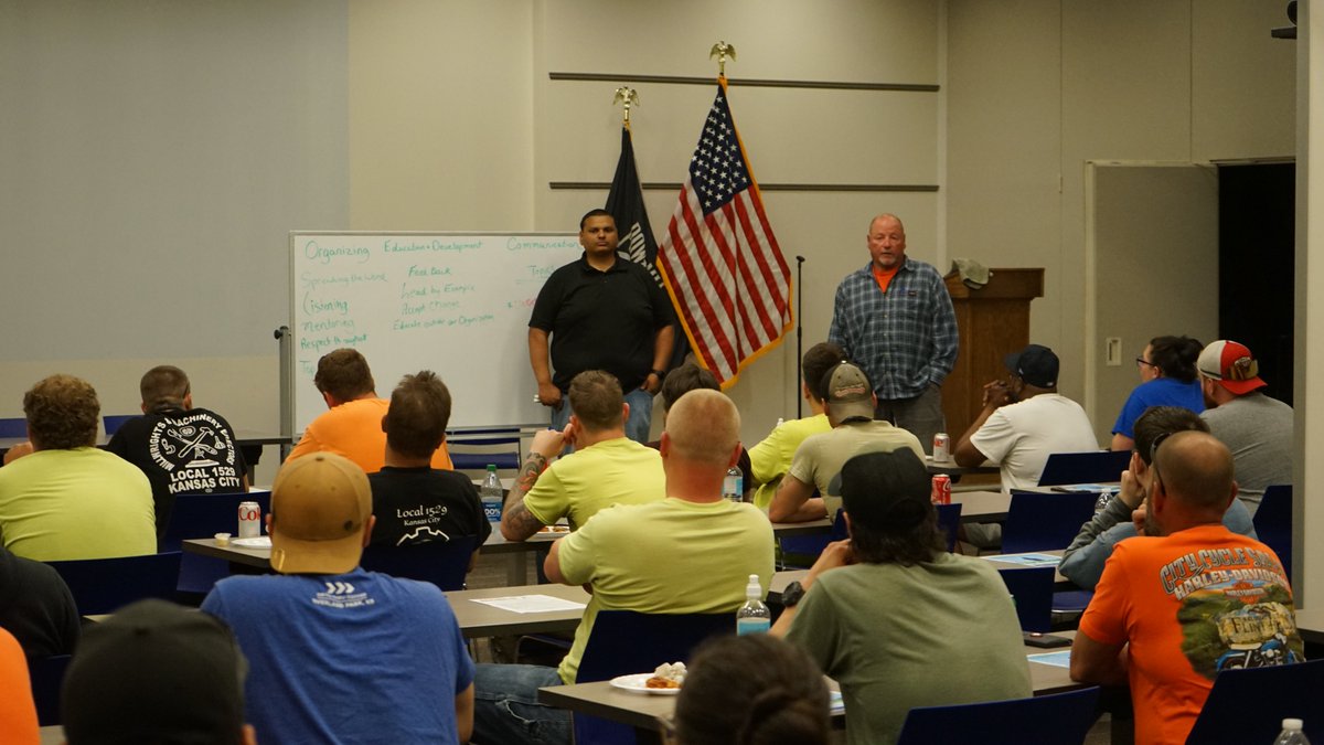 MidAmCarpenters's tweet image. Cub Club meetings keep on rolling! #Local13 in Chicago and our Kansas City area locals #Local315 #Local1127 #Local1529 held their inaugural meetings last week. We had a packed house of apprentices in the meeting halls to learn more about the union, how the union works.