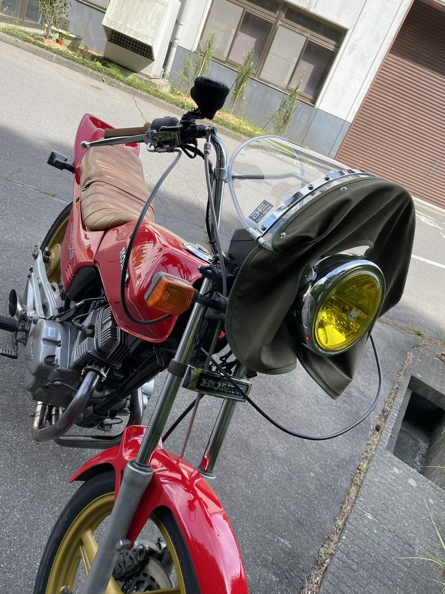 t5_ty's tweet photo. #cb125t
ホーク3仕様(￣▽￣) https://t.co/bR1exBonma