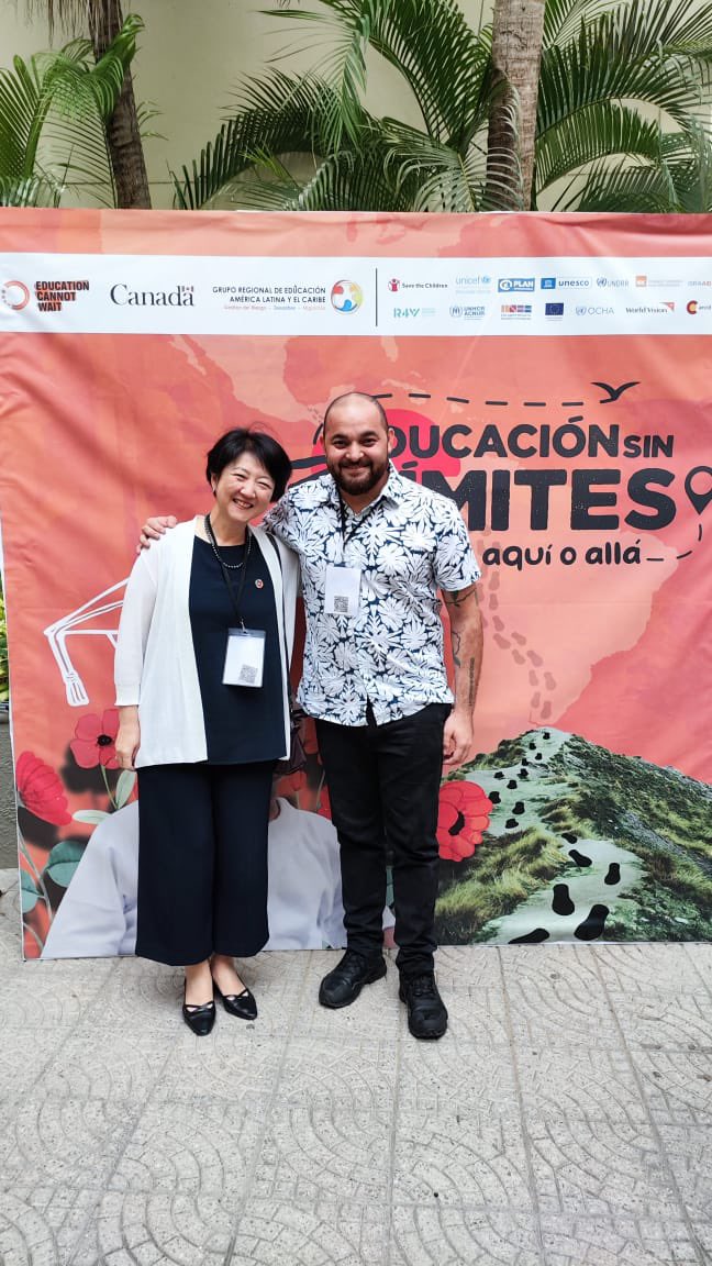 Iniciativa Global contra el Crimen Organizado (@gi_toc_esp) on Twitter photo Durante el tercer Foro de Educación “Más Allá de las Fronteras” de la <a href="/UNESCO_es/">UNESCO en español 🏛️#Educación #Ciencia #Cultura</a>, nuestro fellow <a href="/juanEnamorado20/">Juan Enamorado JC Rock</a> presentó el trabajo que realiza en favor de las juventudes hondureñas con el tema “Educación En Contextos Comunitarios Con Desplazamiento Forzado Por Violencia". Durante el tercer Foro de Educación “Más Allá de las Fronteras” de la <a href="/UNESCO_es/">UNESCO en español 🏛️#Educación #Ciencia #Cultura</a>, nuestro fellow <a href="/juanEnamorado20/">Juan Enamorado JC Rock</a> presentó el trabajo que realiza en favor de las juventudes hondureñas con el tema “Educación En Contextos Comunitarios Con Desplazamiento Forzado Por Violencia".