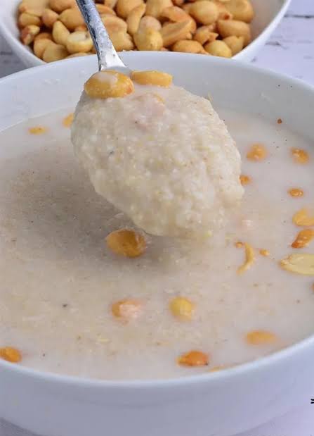 nuel_swims's tweet photo. GARRI AND NETFLIX >>>> https://t.co/We3qljo0NR