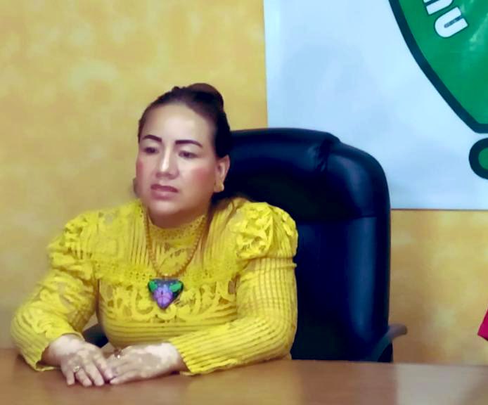 La Lic. Julieta Bautista @veronic58276808 integrante de @_FeMec_ @ConEbrard en #Oaxaca en conferencia de prensa este día, señaló que @m_ebrard es la persona que garantiza la continuidad de la #CuartaTransformación y llamó al @ConsejoMorenaMX a actuar con espíritu unitario. (1)