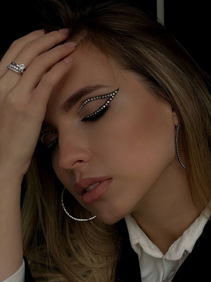 Sofie Eva tweet media