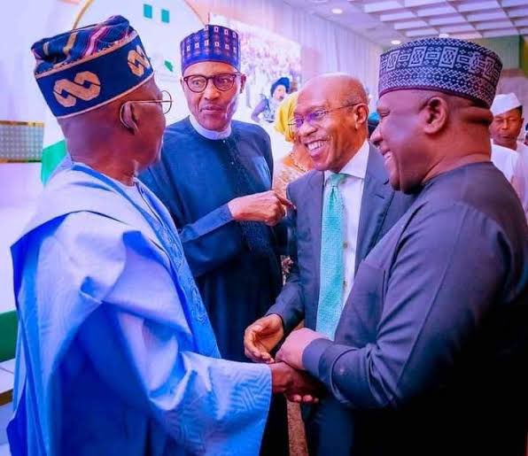 DOlusegun's tweet photo. President Bola Ahmed Tinubu has suspended the Central Bank Governor, Mr Godwin Emefiele, CFR, from office with immediate effect. 

Mr Emefiele has been directed to immediately hand over the affairs of his office to the Deputy Governor (Operations Directorate), who will act as the Central Bank Governor pending the conclusion of investigation and the reforms.