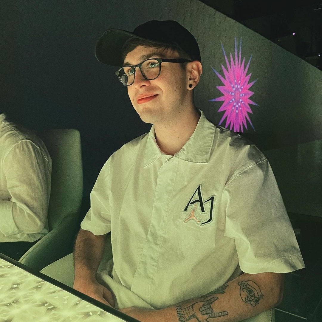 luji on Twitter "gore gore"