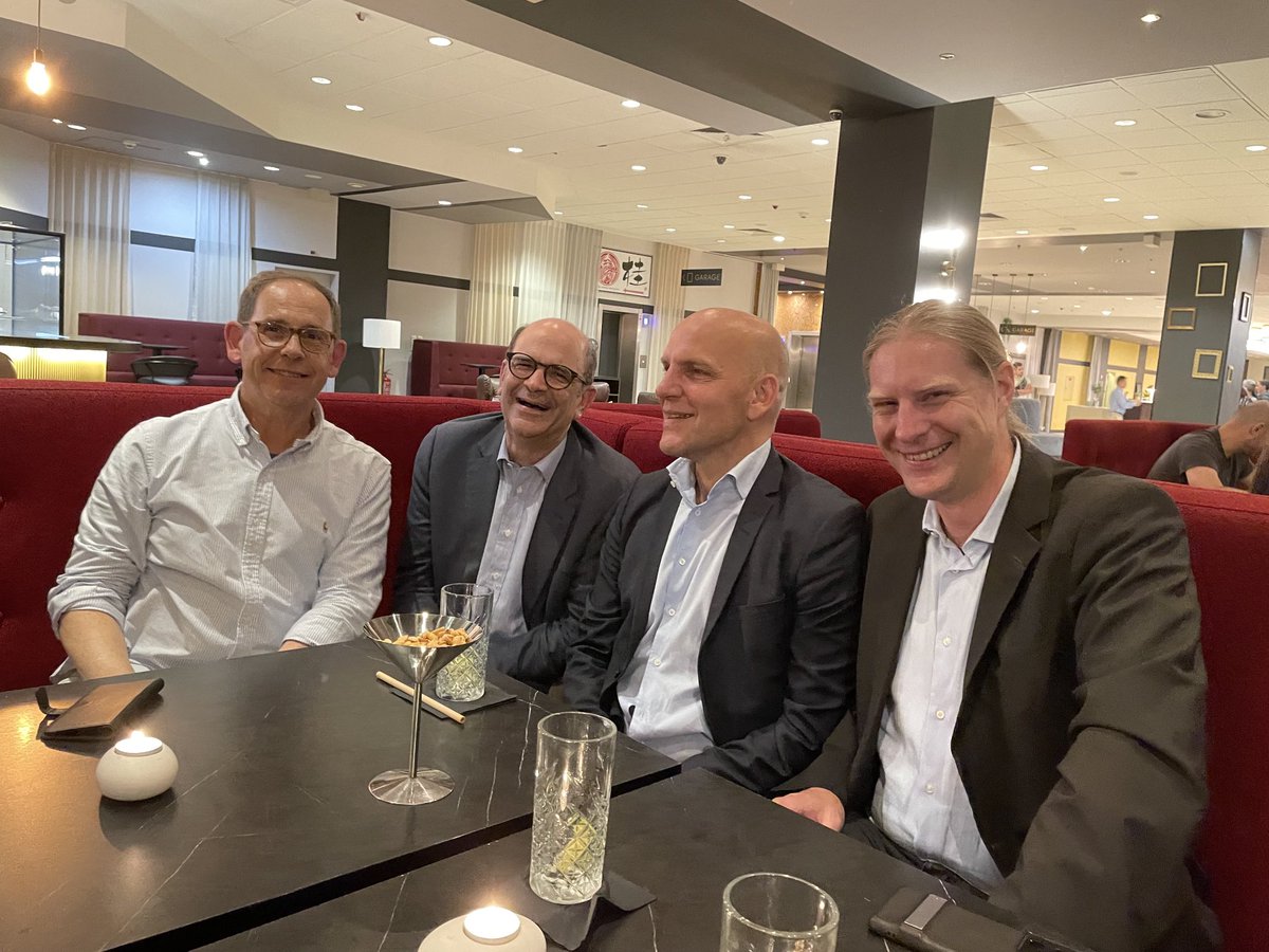 Mark Lautens OC tweet media