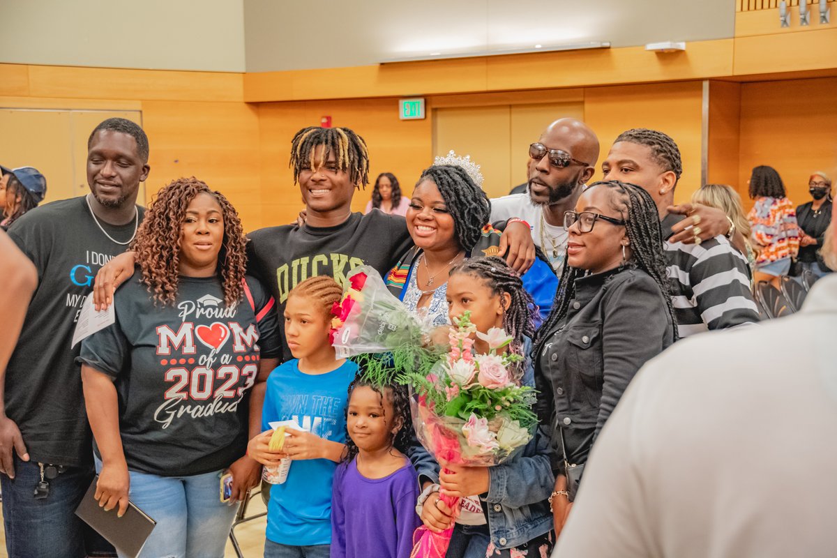 POIC_RAHS's tweet image. 🎓❤️ Tears of joy were shed, and laughter bubbled at the Rosemary Anderson High School Graduation ceremony. Friends, families, and POIC + RAHS staff and faculty all celebrated these graduates who worked hard to get to this moment. Congratulations to the #ClassOf2023!