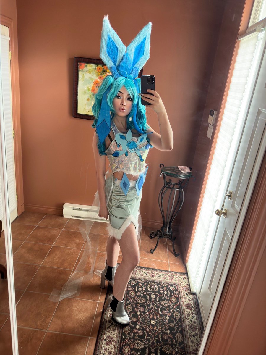 PokiLegends on Twitter: "Glaceon Cosplay Update!! 🧊👅 . . . . #Pokemon #