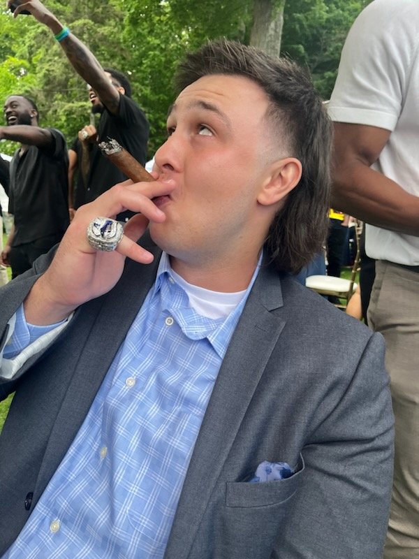 UncommonSense tweet media