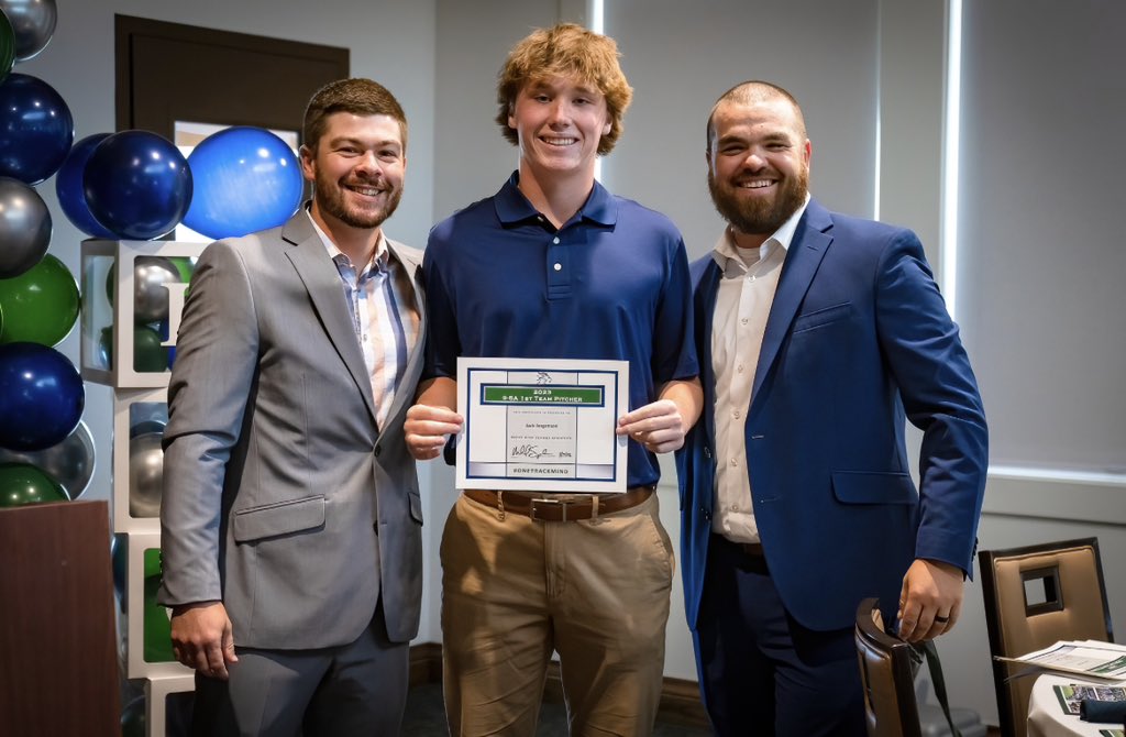 JorgensonJack's tweet photo. So proud of this team making a 5a state run! @ReedyBaseball 

Season stats
76.2 IP
76 SO
.178 BAA
.913 ERA
9-5A First Team Pitcher https://t.co/3AeT146qqa