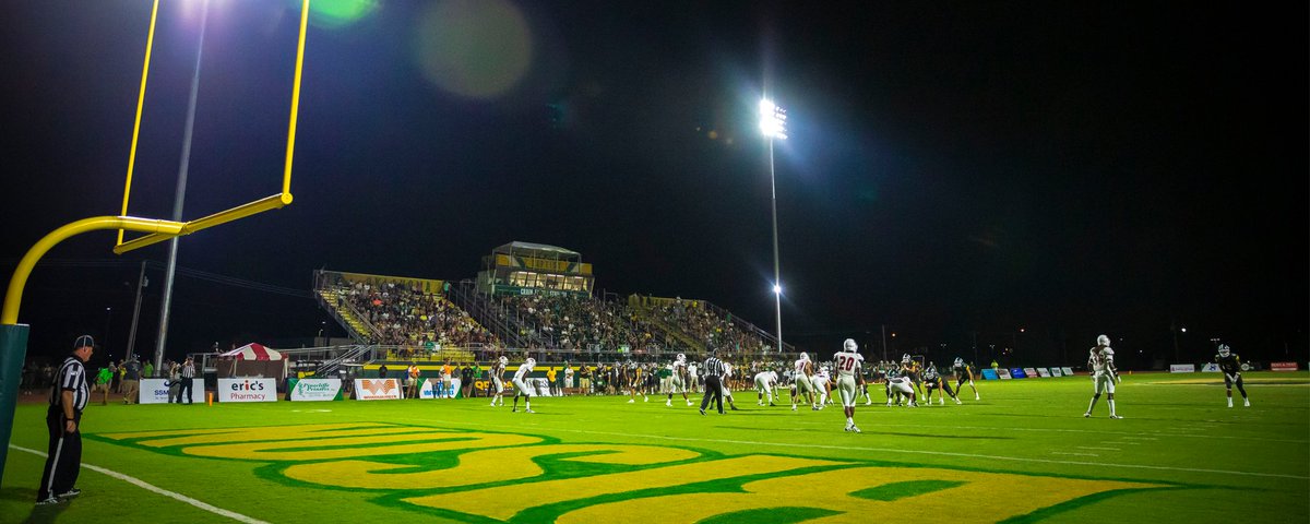 I am extremely blessed and thankful to receive an offer from Oklahoma Baptist University!
<a href="/Warner_Football/">Warner Eagle Football</a> <a href="/OBU_Football/">OBU Football</a> <a href="/Coach_Bradley_/">Carter Bradley</a> <a href="/Zach2Blevins/">Zachary Blevins</a> <a href="/CoachEaton94/">Daniel Eaton</a> <a href="/CoachParks79/">Charlie Parks</a> <a href="/CayaFitness/">CAYA_FITNESS</a>