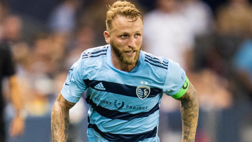 Johnny Russell is tonight an emerging transfer target of Aberdeen.

The player has six months left on his deal with Sporting Kansas City.

Teammates at Dundee United, Barry Robson is keen to add to his forward options.

#TransferNews #MLS #SPFL