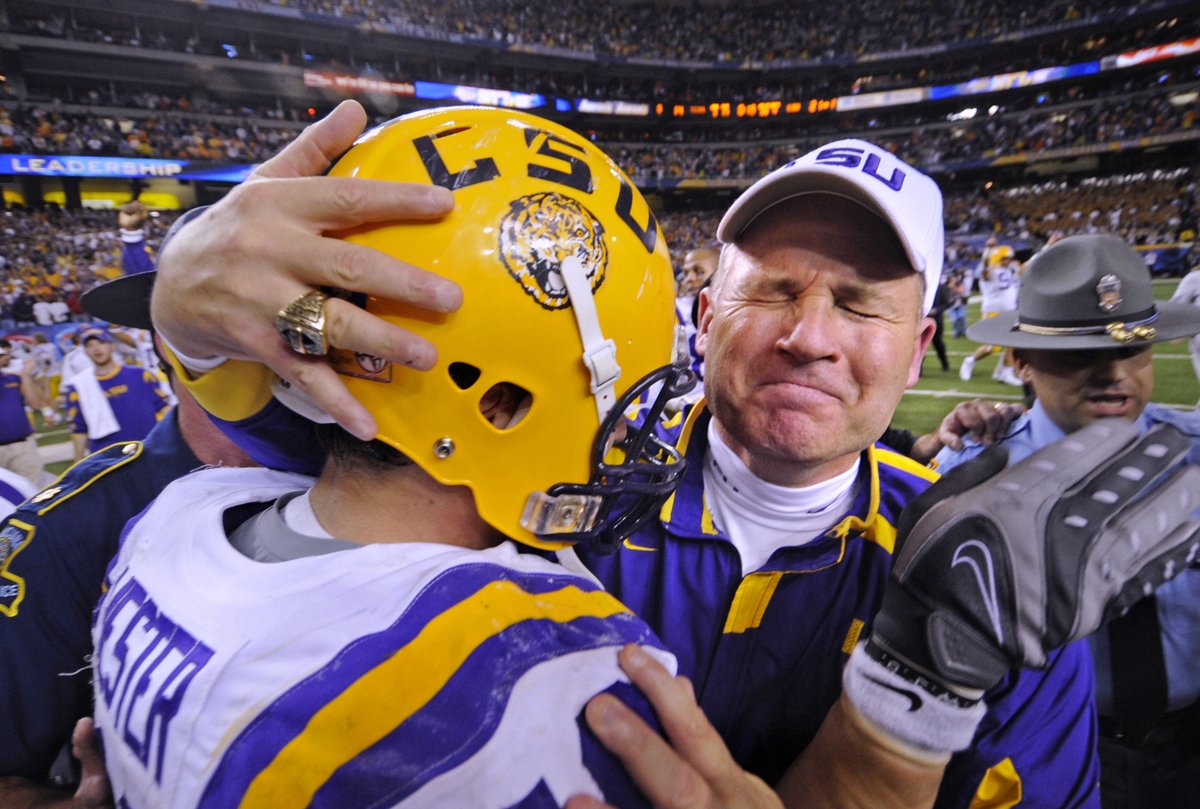 TravSprad's tweet photo. Photos: A (Baton Rouge) Advocate staff photographer for 31 years, Travis Spradling retired last week. Here are some of my favorite or more newsworthy pictures, 'big news' &amp; sports to daily 'slices of life.' Cheers! @NPPA @theadvocatebr  #photojournalism https://t.co/o5L4JoDyRn https://t.co/qJaDHLuFWp