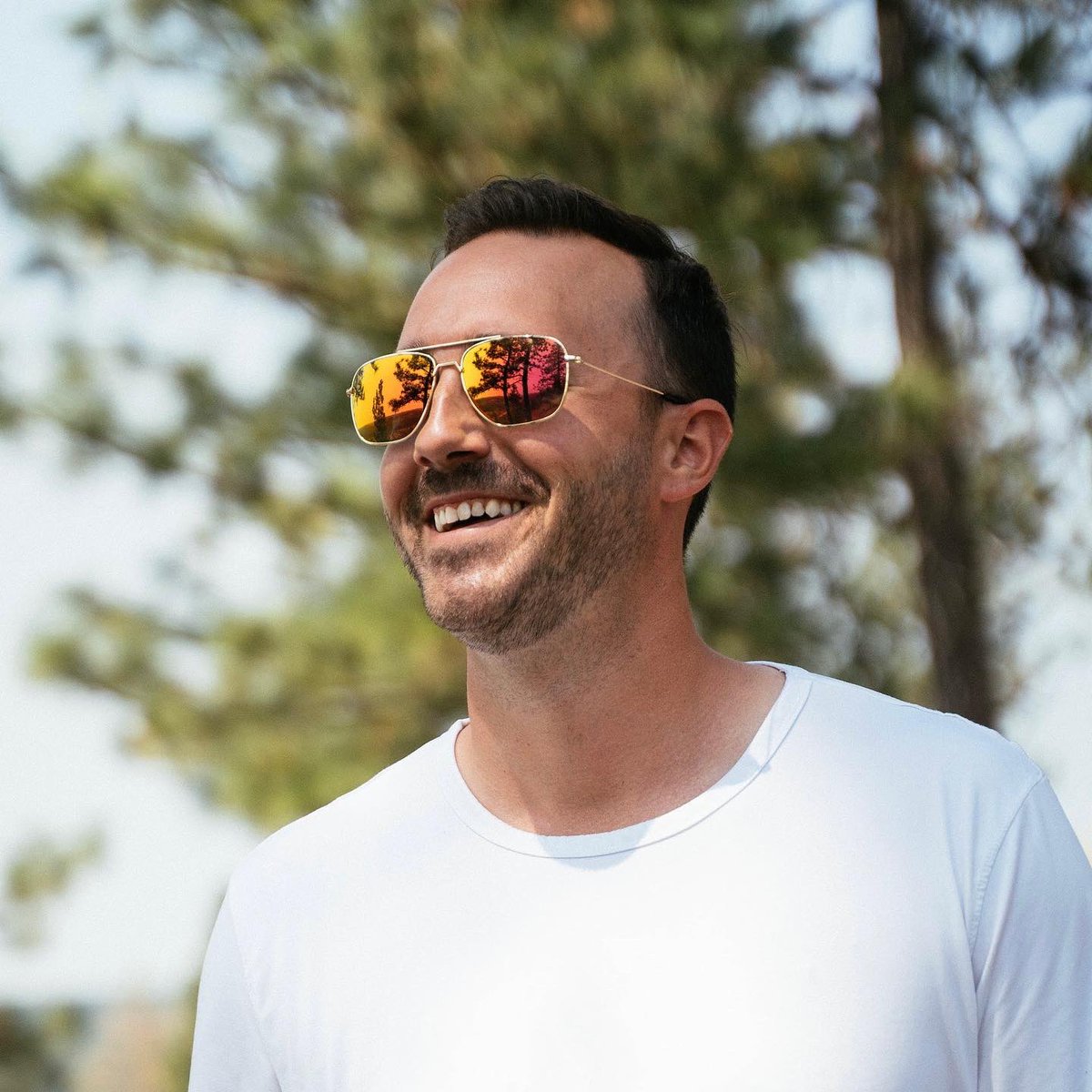 shadyrays's tweet photo. You asked, we delivered. Tangle Free Navigator styles are now available @ https://t.co/zEd0umPvx1 #ShadyRays #LiveHard #sunglasses #shades #eyewear #tanglefree https://t.co/asQwRQ6zIS
