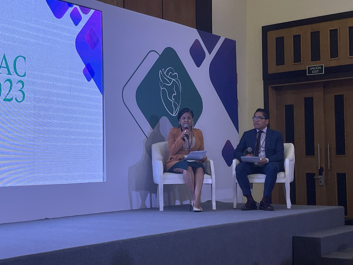 CCongenitasSXXI's tweet photo. Excelente cierre de evento 
SIMPOSIUM #CardiopatíasCongénitas del #Feto al #Adulto 
#ACHD #CHDTeam #SIAC2023 @SIAC_cardio @SIACKidsPrevent https://t.co/6eWrRGIOBD