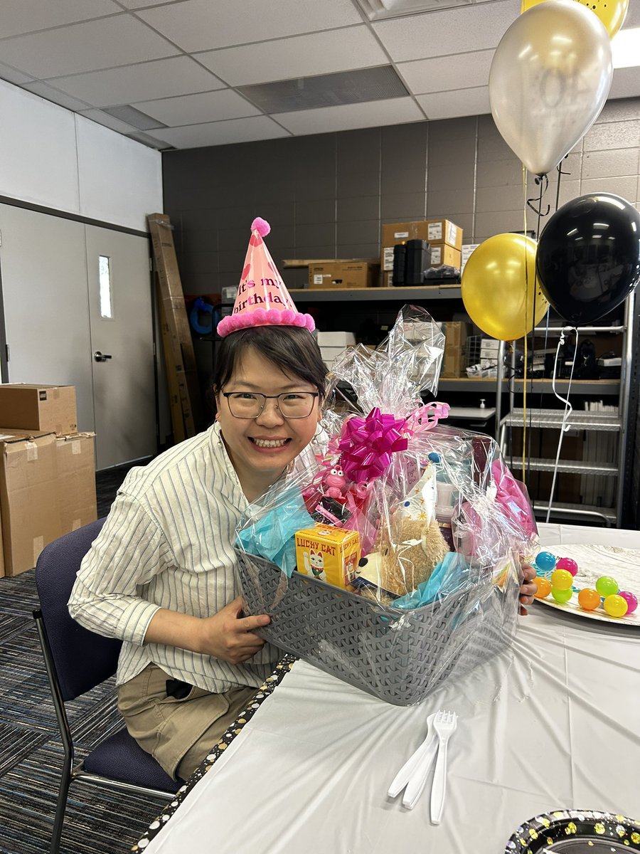 chipps95's tweet image. Happy Belated birthday to @facing_uWT .  We celebrated today with cake and friends and lots of compliments because you definitely don’t look your birthday Number lol