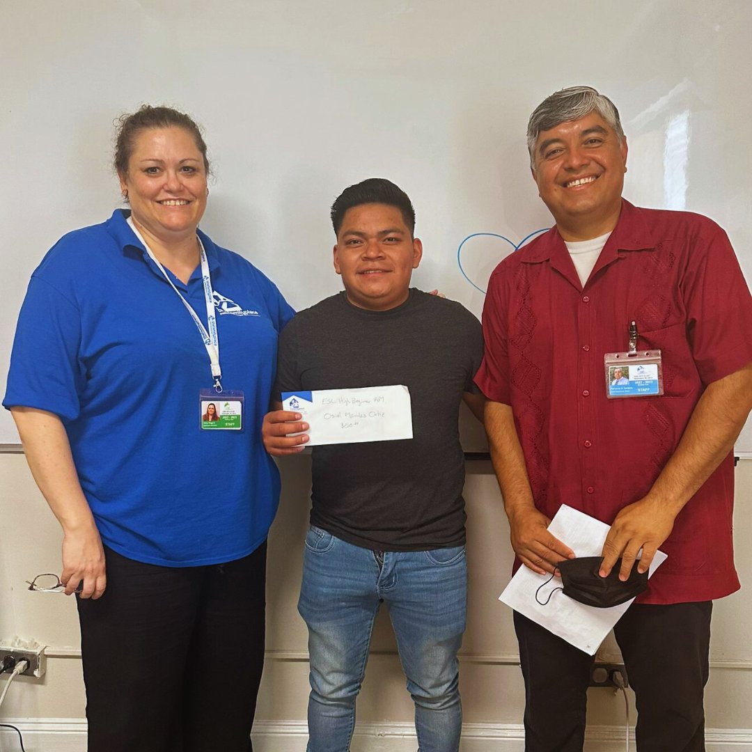 FamilyPlaceDC's tweet image. Congratulations to Osiel Morales and Maria Lizarazo, the winners of the ESL Beginners AM class attendance incentive! 🎉  Keep up the amazing work and enthusiasm! 🚀💫 🎉💙📚
#Congratulations #ESLclasses #nonprofitdc #adulteducation #TheFamilyPlaceDc
