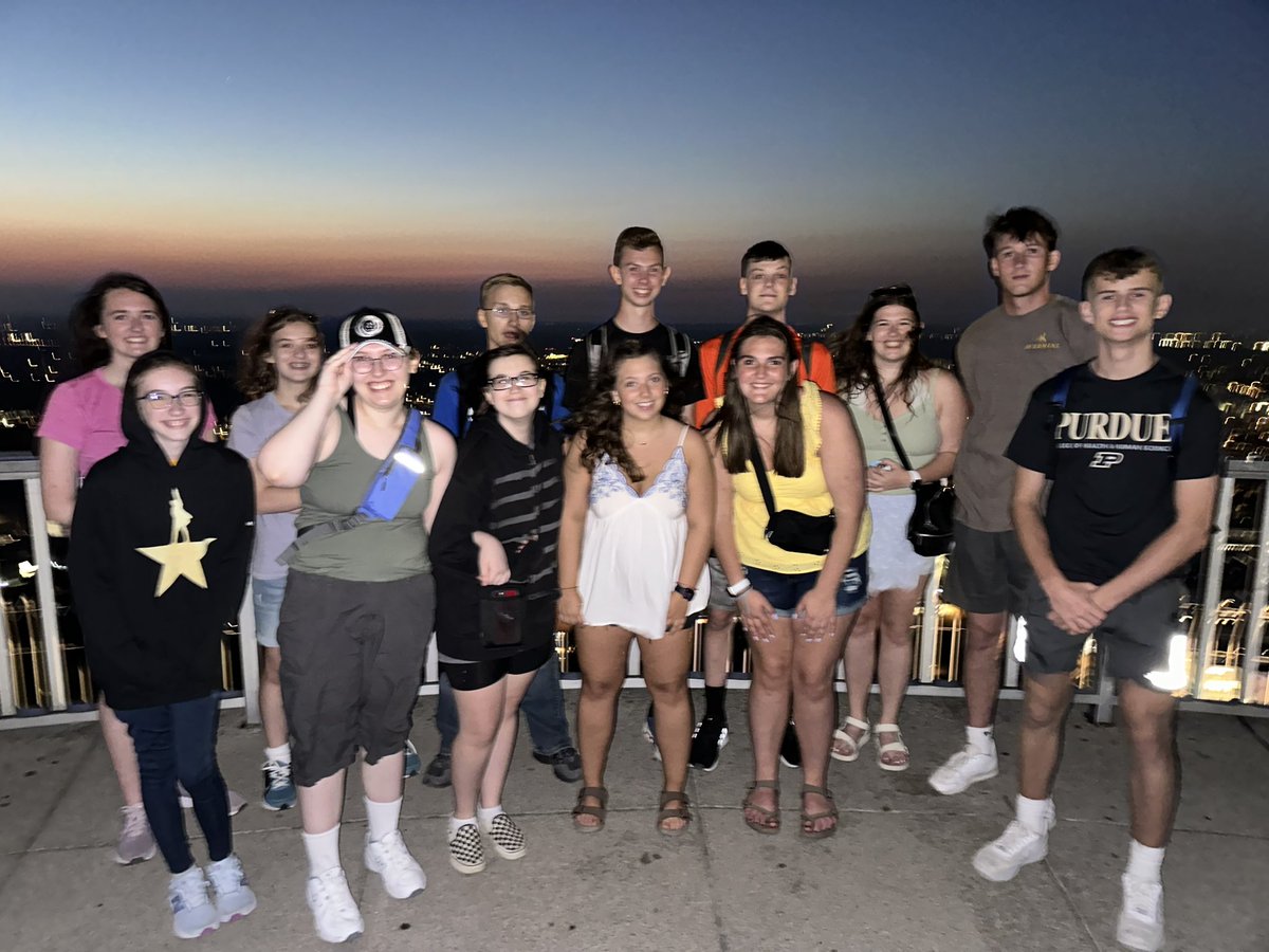 beck_frau's tweet image. It was a beautiful day to be in the Alps! We hiked, shopped, and explored southern Bavaria. Then we headed back to Munich for dinner and the Olympic Tower. Watching students grow their skills in real-time is so awesome! #HHSvisitsKFG #gappexchanges