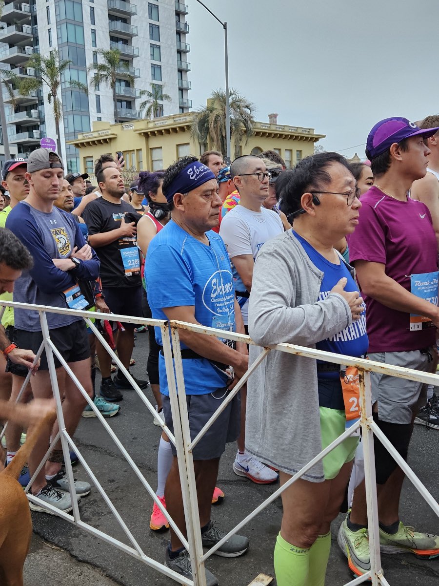 We're running fast towards the weekend but probably not as fast as our collegue, Mr. Jose. He's our #workfamily athlete who has completed more races than we can count on two hands. We can't wait to hear which race he’ll prepare for next! 

#roofing #construction #runner #athlete
