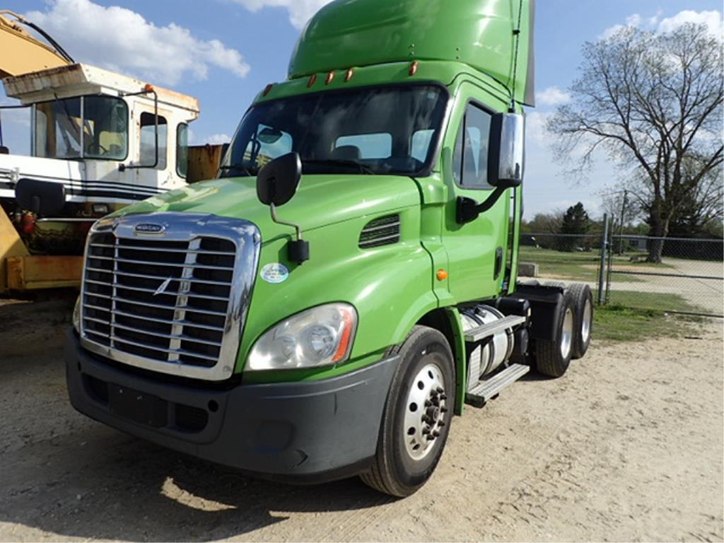 Greg Peterson on Twitter "Check out large 2ring farm and construction