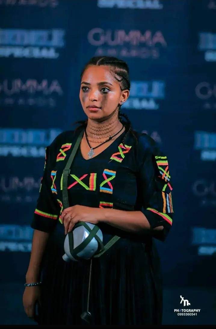 Picture speaks a thousand words!!! She showed the brutality of Ethiopian government.
" ስለ ራሣቸው መናገር ለማይችሉት፣ ለችግረኞችም ሁሉ መብት ተሟገት። ተናገር፤ በቅንነትም ፍረድ፤ የምስኪኖችንና የድኾችን መብት አስከብር። " ምሳሌ 31 ፥ 7-9