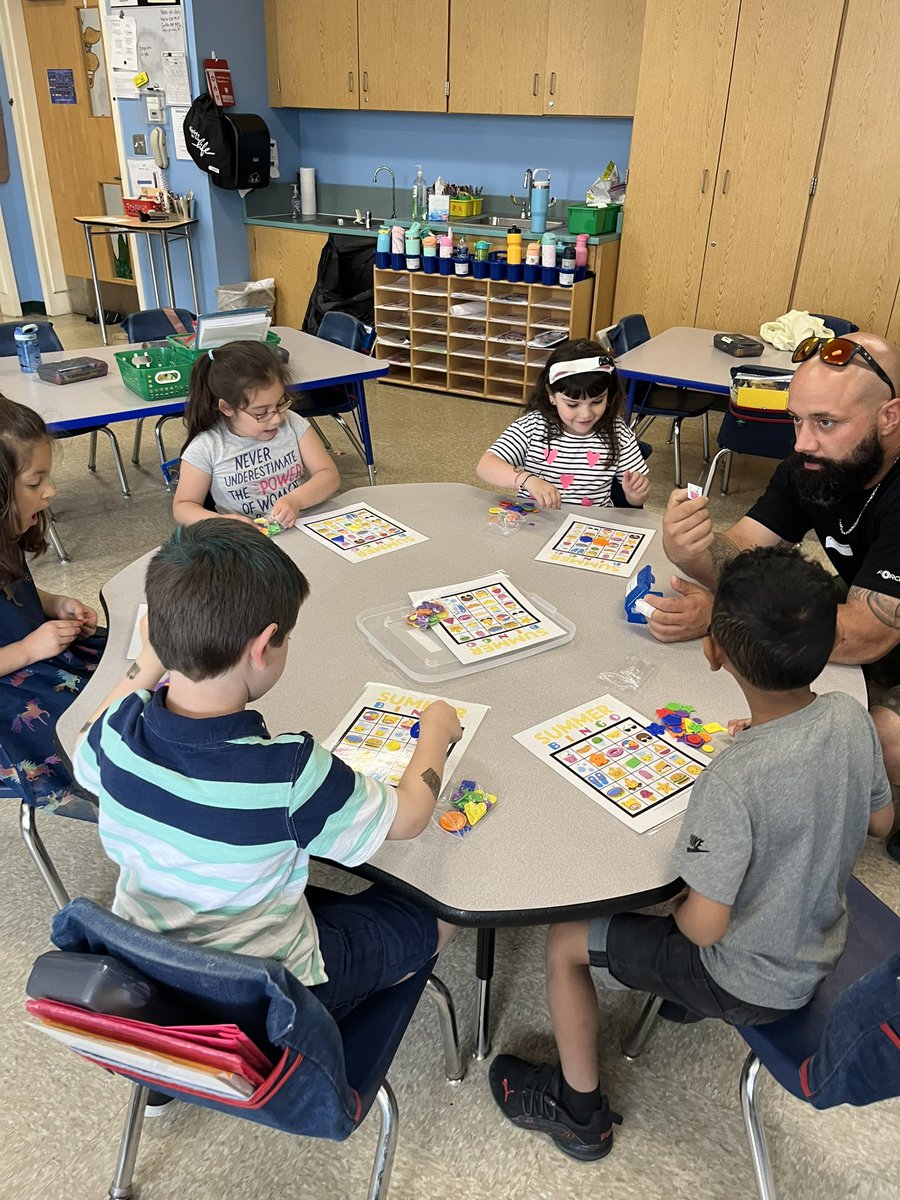 Mrs. Amanda Toth tweet media