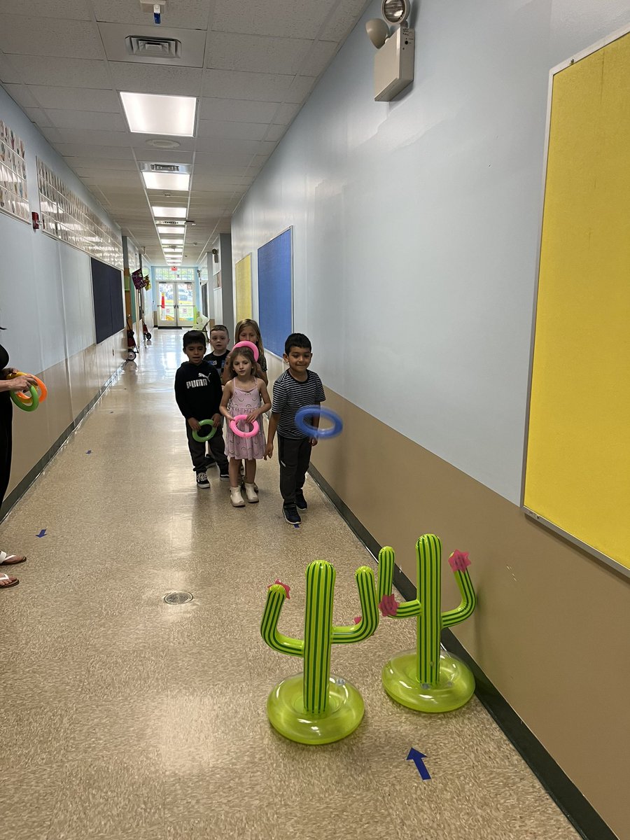 Mrs. Amanda Toth tweet media