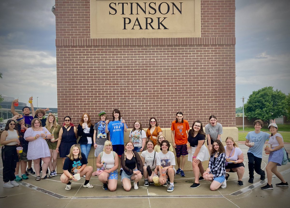elmerellefson's tweet photo. ALHS music students at the Omaha Summer Arts Festival!!! https://t.co/MjnM0jS1en