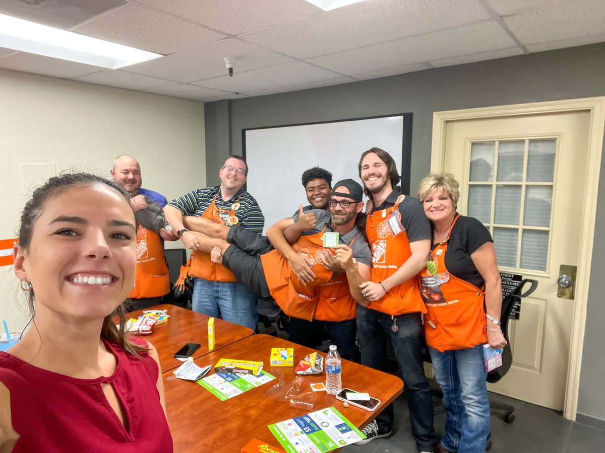 Fun PK with fun people☀️💁🏻‍♀️ 
Email or DM to get something set up with your team! 
💚🧡💚🧡💚🧡💚🧡💚🧡💚🧡💚