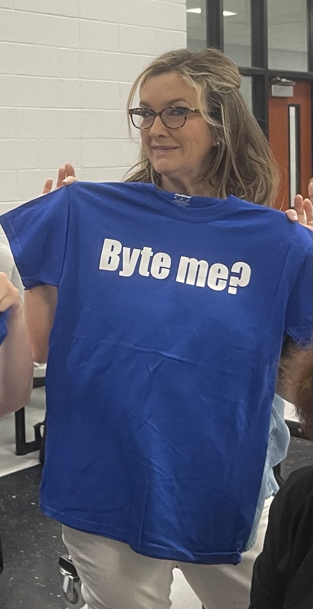 robincouts's tweet photo. GES teachers loving their groovy swag! #RCTC2023 #WeAreRCSTN ⁦@RobCoSchools⁩ https://t.co/YbGVwosQnf