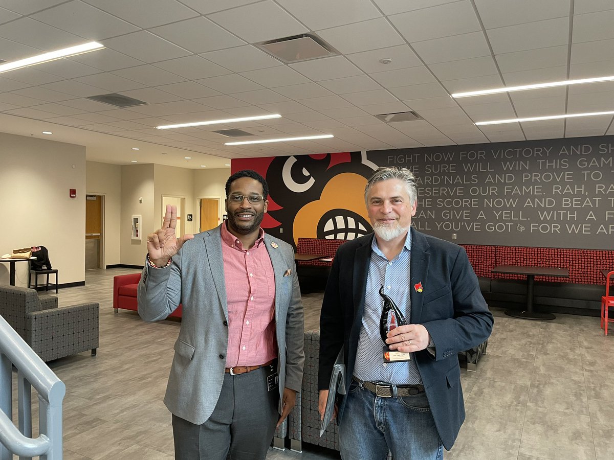 Congrats! Dr. Dan Popa of #LARRI and #UofL inventors of a newly issued US #Patent No. 11,541,550. An electronic skin covering robotic fingers for enhanced gripping from sensors receiving pressure/temp data. Eventually to be applied to the entire robotic body — glad we could help!