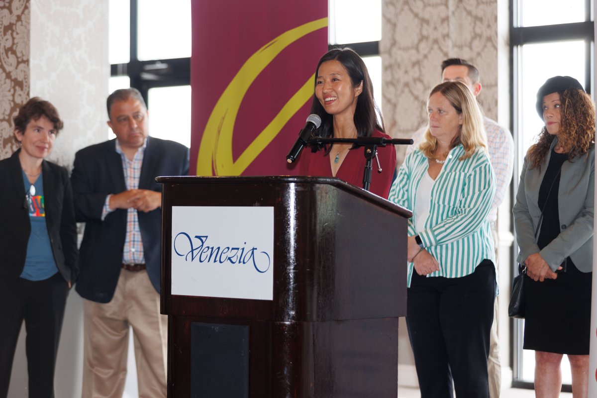 Our Annual Pride Luncheon for LGBT Seniors, Friends, Allies, & Supporters was an incredible success! We couldn’t have achieved this without the support of @wutrain and @AgeStrongBos. A big thank you to our partners for helping us create a memorable event.