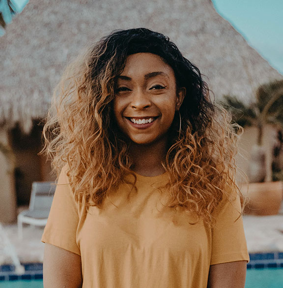 📣 Hey Friends! I'm currently on the hunt for a job opportunity!😎

If you know anyone looking for a:
🥑Developer Advocate
🤝Community Manager, or 
🧑🏽‍💻Software Engineer

Shares and retweets are appreciated! 💙

 DMs are OPEN! 📥🔥