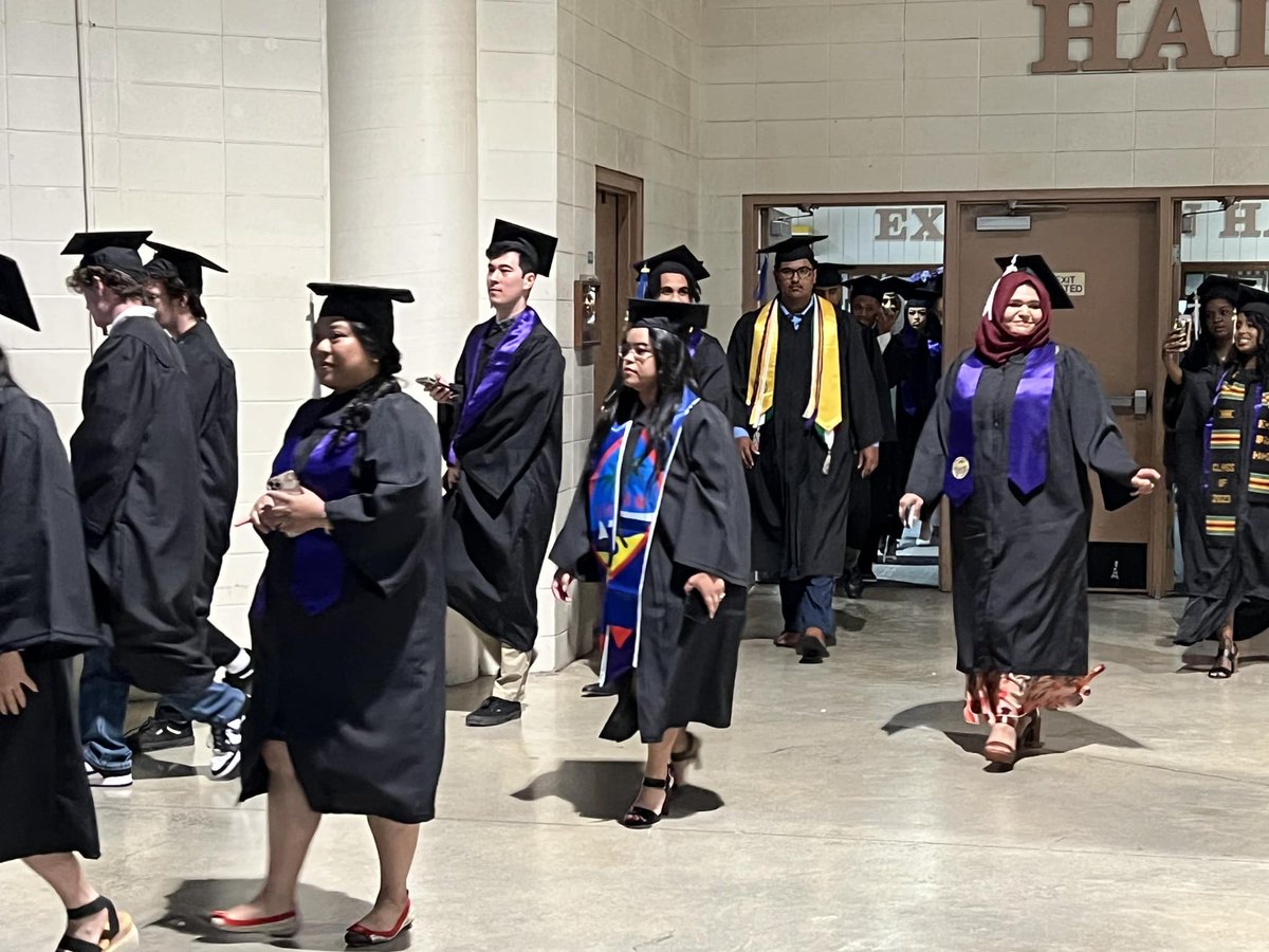 We celebrated @uwtacoma Commencement this morning at the Tacoma Dome. Congrats to the UWT Class of 2023! #UWTgrad