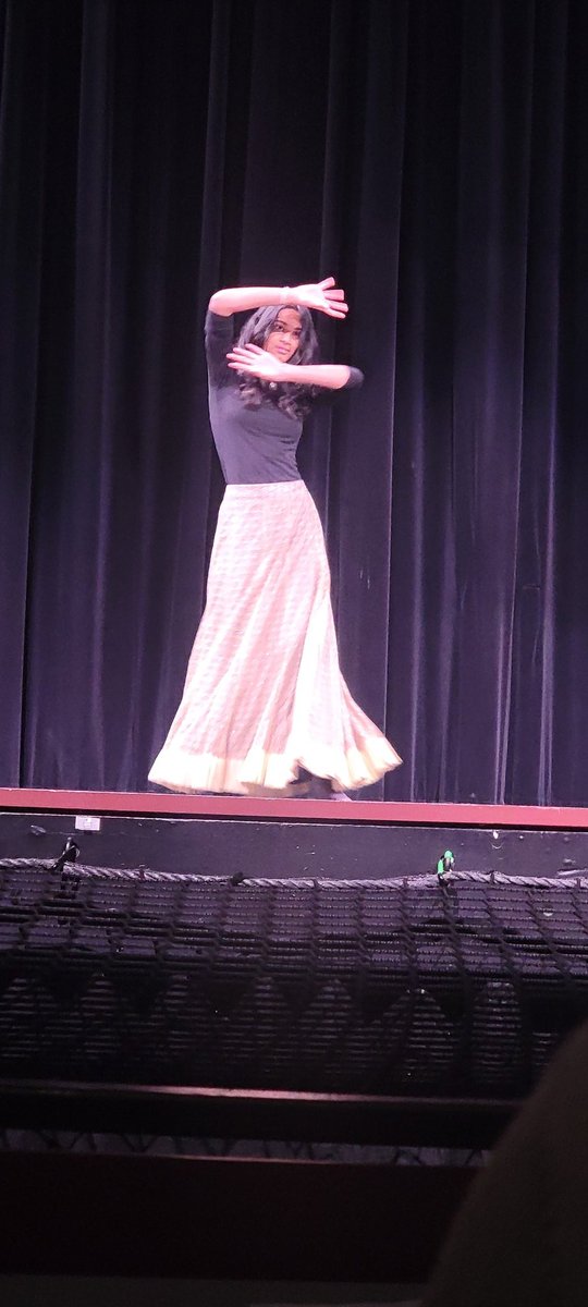 Sacred Heart Dance tweet media