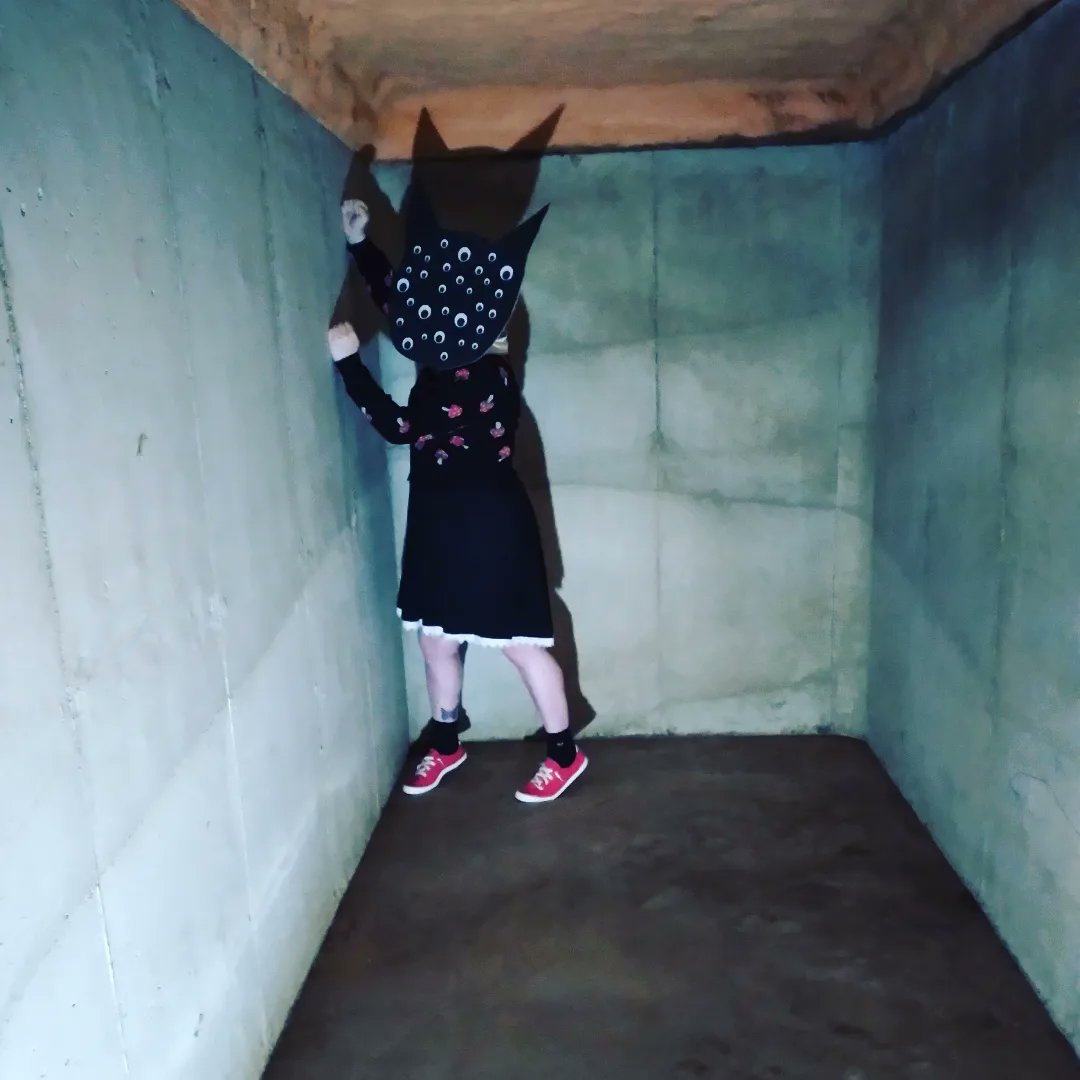 CaliTaylor13's tweet photo. "Wait...how did I get here? Hello???"~Dot🕳
#weirdcore #Weird #weirdos #weirdcoreaesthetic #weirdcoreart #weirdcorecommunity #weirdcoreedit #liminal #liminalspace #liminalcore #liminality #liminalspacecore #dreamcore #oddcore #FYP #fypシ #fypviraltwitter #fypシviral #weirdcoreoc https://t.co/BhSNg2tRRr